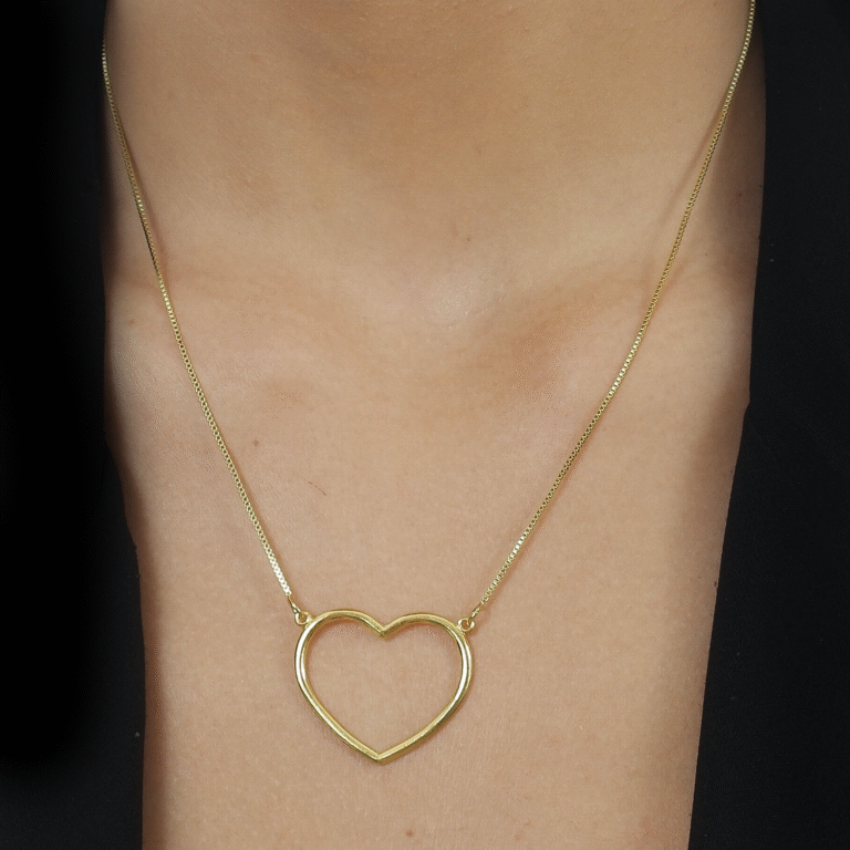 Colar Dourado de Coração Vazado Arco - Imagem 2